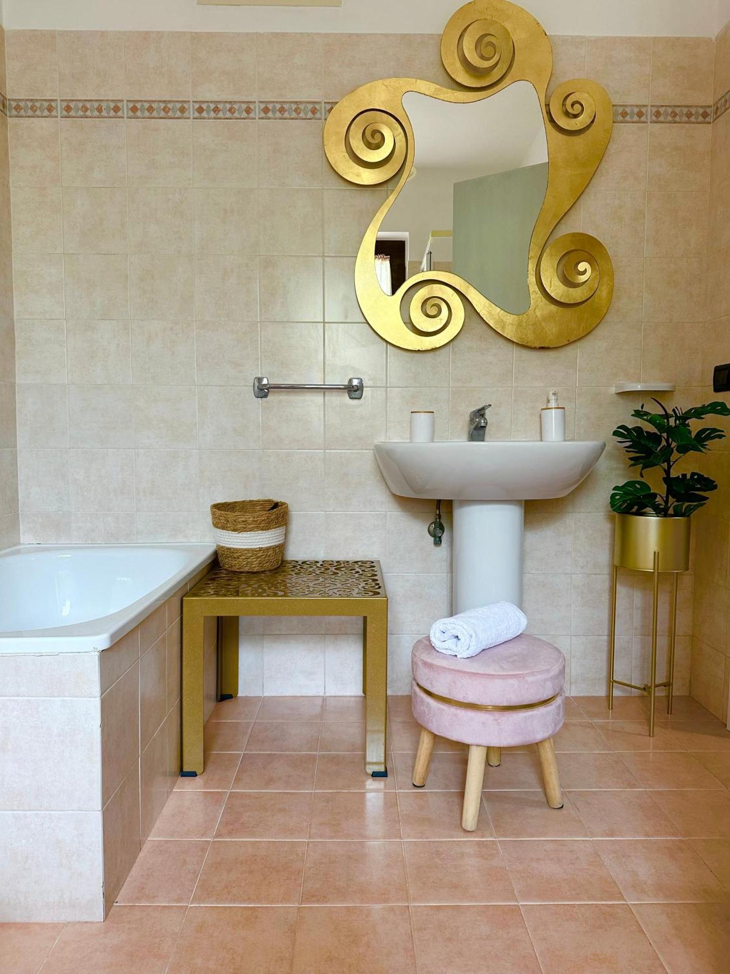 La Casa Di Maurizio Apartment มอนเตเฟียสโกเน ภายนอก รูปภาพ