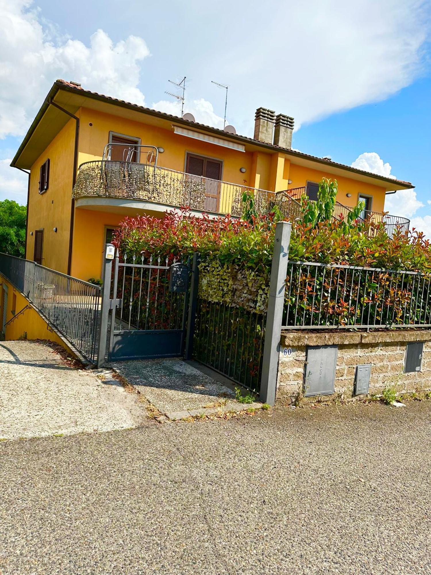 La Casa Di Maurizio Apartment มอนเตเฟียสโกเน ภายนอก รูปภาพ